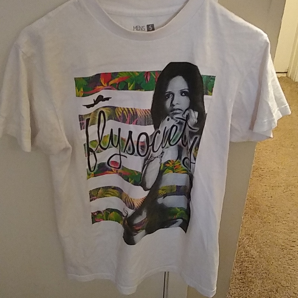 Shirt - Picture 3 of 3